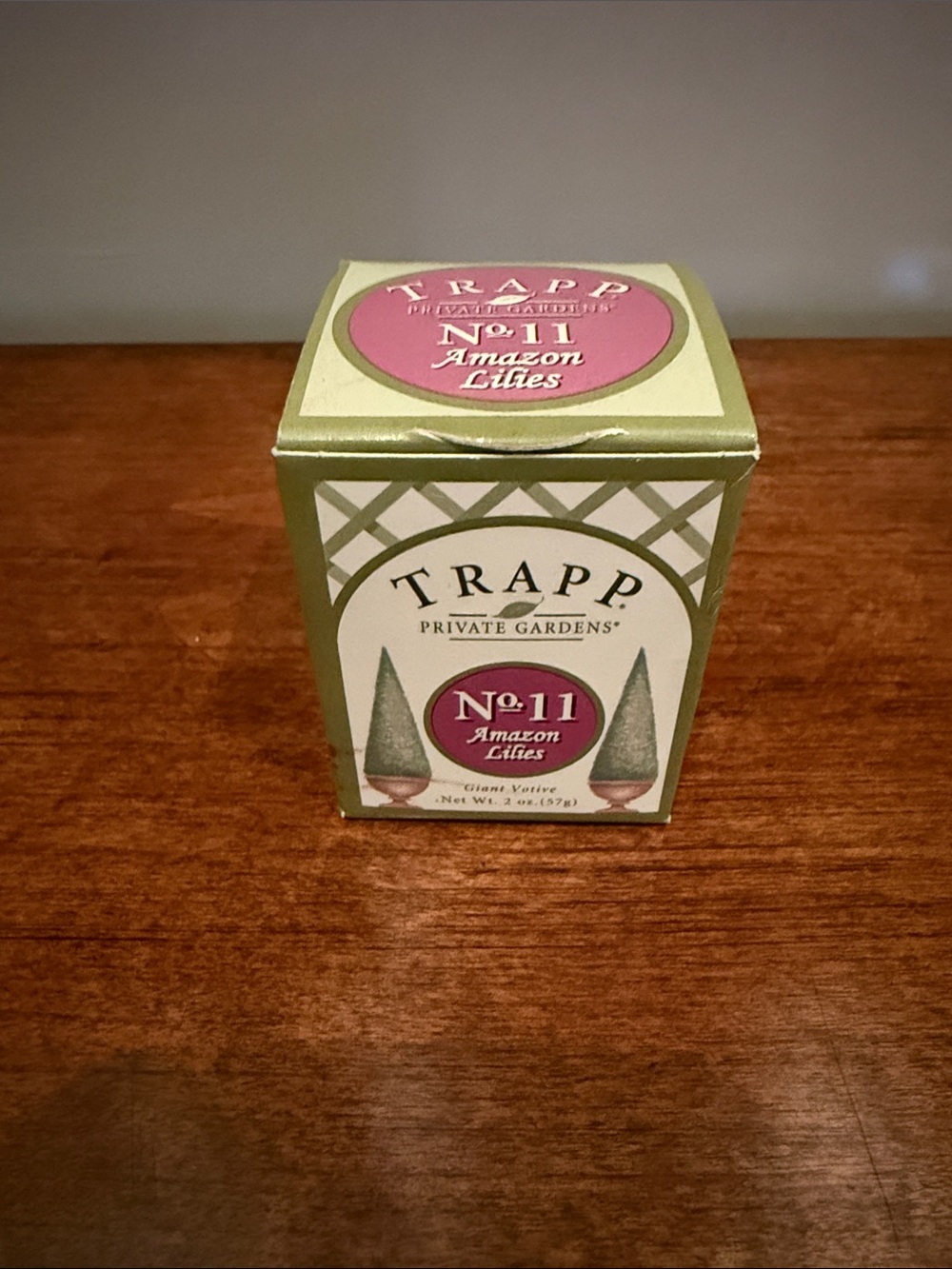 TRAPP No.11 Amazon Lilies Votive Candle - NEW IN BOX, 2 oz, long lasting